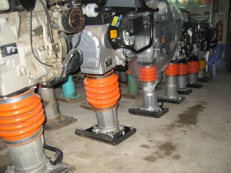 Cho thuê máy đầm cóc Mikasa MT55 Dịch vụ thuê máy đầm cóc