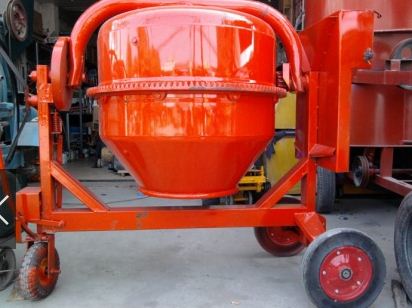 M&aacute;y trộn b&ecirc; t&ocirc;ng tự do, may tron be tong, tu do