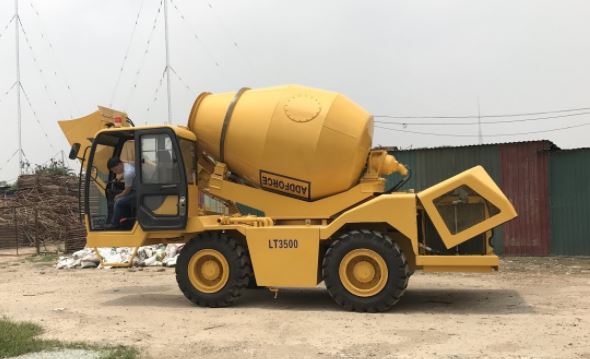 m&aacute;y trộn b&ecirc; t&ocirc;ng tự nạp liệu, may tron be tong tu nap lieu