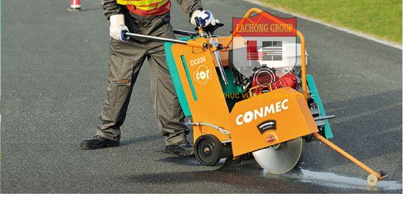 m&aacute;y cắt b&ecirc; t&ocirc;ng chạy xăng